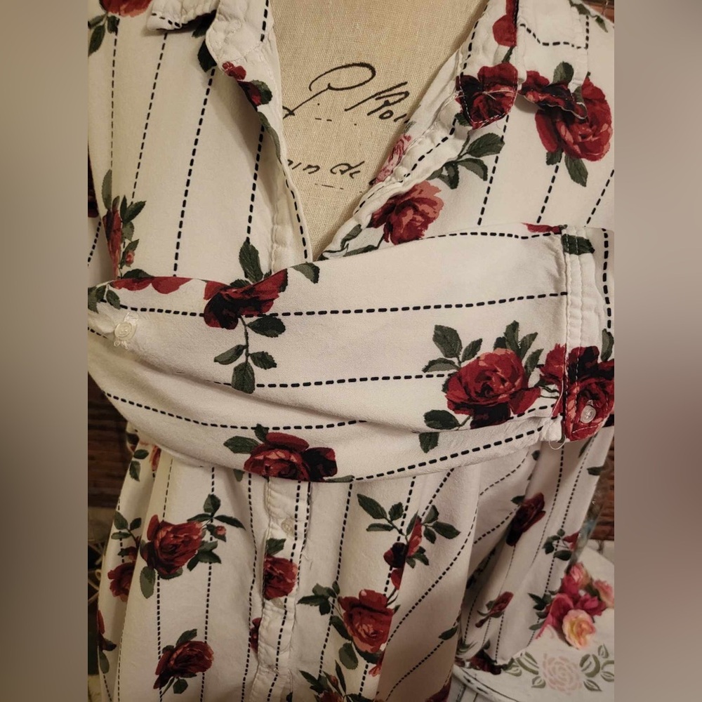 New Look top. - Picture 4 of 4
